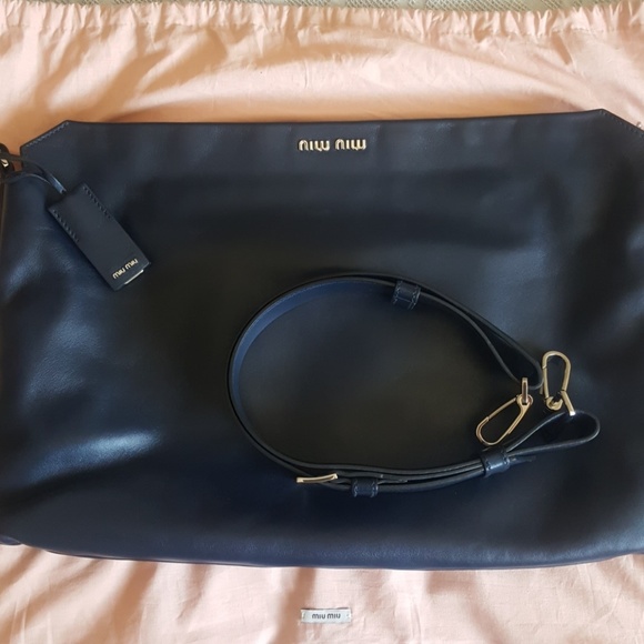 Brand New Miu Miu Cloud Shoulder Bag - Picture 6 of 8